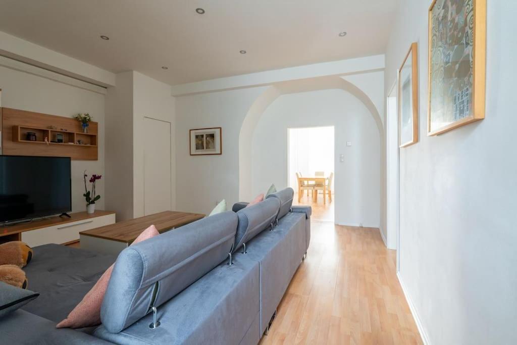 Apartament Spacious Stone Belvedere